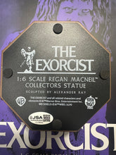 Load image into Gallery viewer, Linda Blair signed Exorcist statue JSA Trick Or Treat Studios LAST ONE!!!