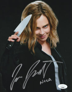 Fiona Dourif signed Childs Play 8x10 METALLIC paper JSA Chucky